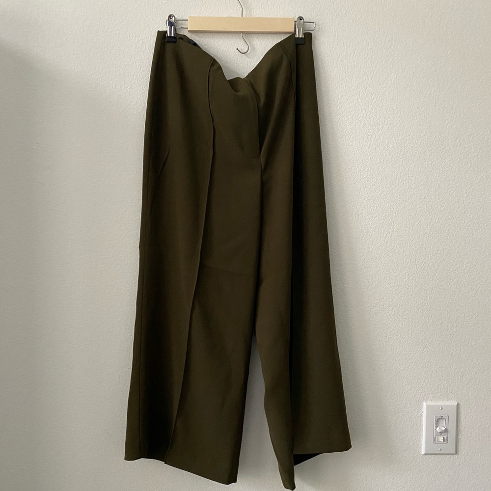 Express Olive Green Cropped Pants - Picture 3 of 5